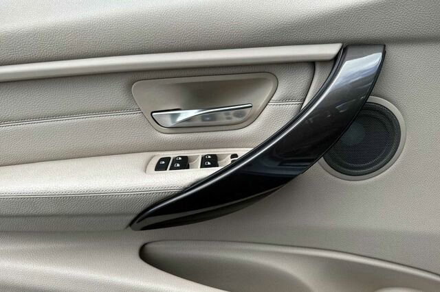 Used 2014 BMW 328i xDrive 328i xDrive 4D Wagon image 11