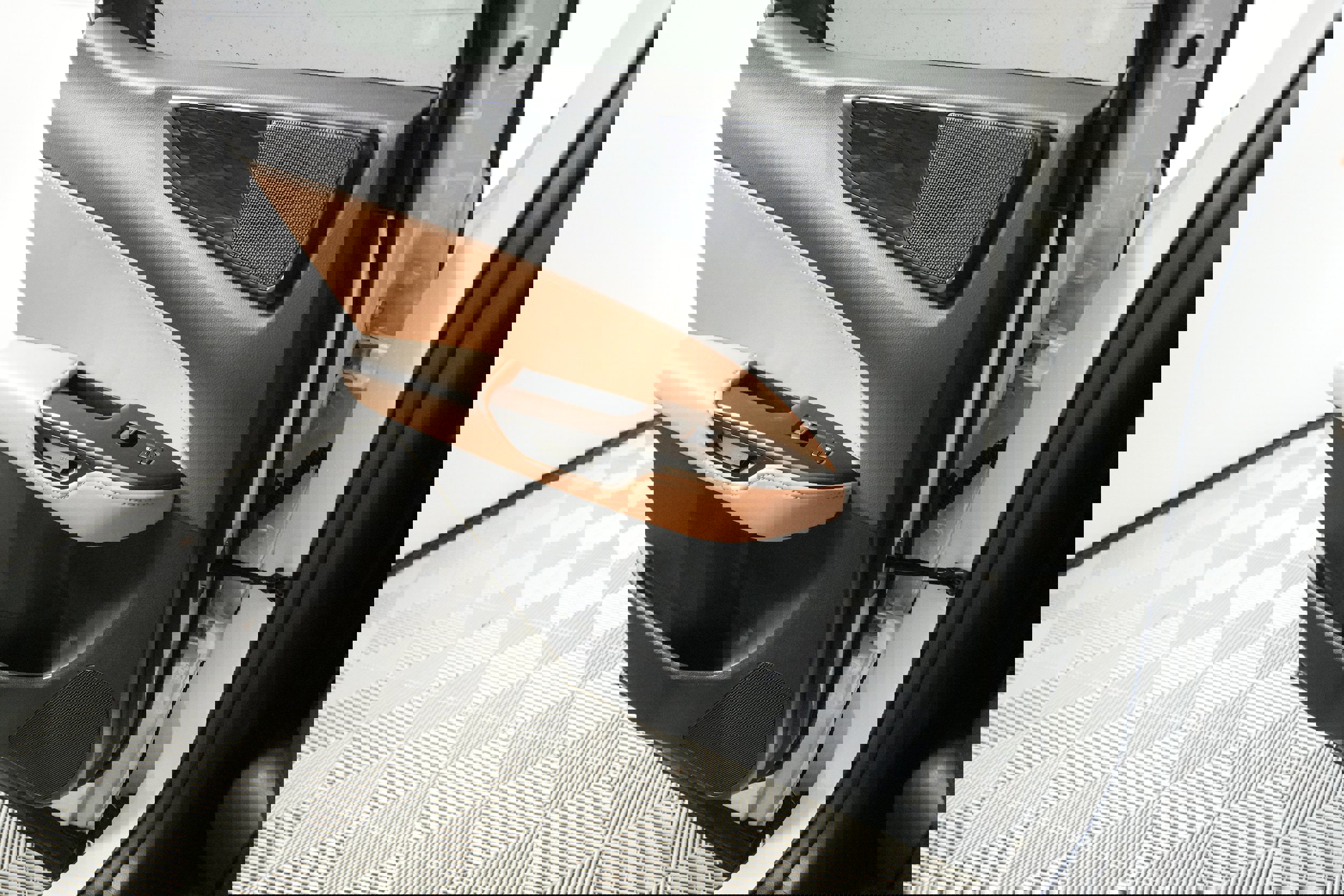 Certified 2025 Lexus NX 350h AWD w/ Premium Package image 14