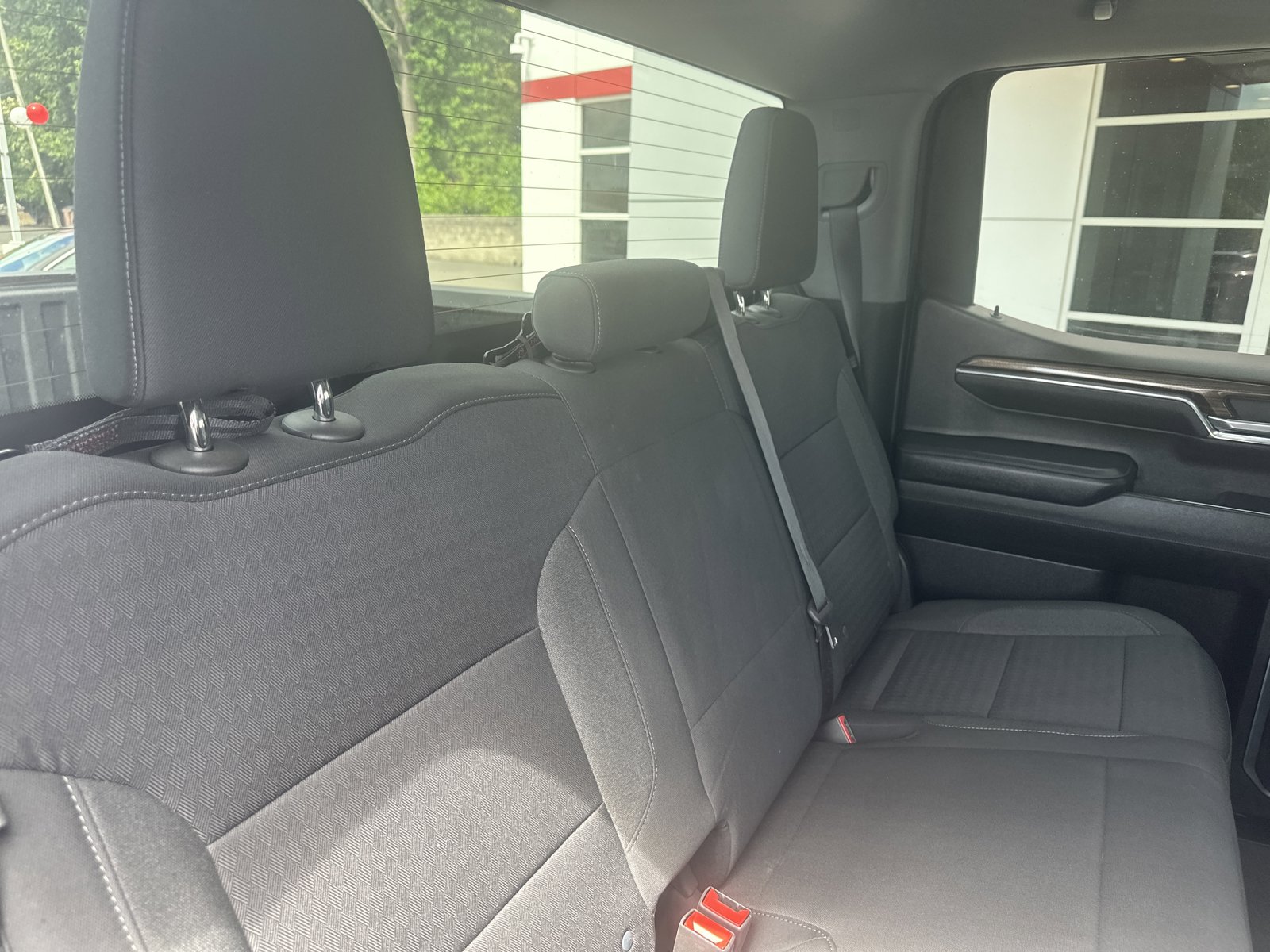 Used 2023 Chevrolet Silverado 1500 LT AWD/4WD image 8