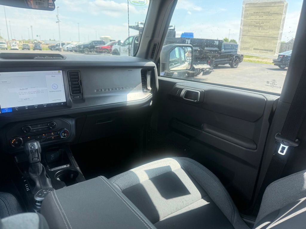 New 2025 Ford Bronco 4-Door AWD/4WD image 41