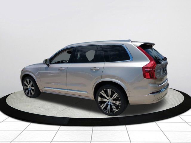 Used 2025 Volvo XC90 B5 Plus w/ Protection Package Premier AWD/4WD image 5