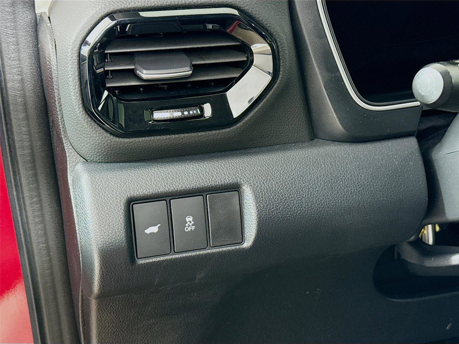 Used 2023 Honda Pilot Touring image 10