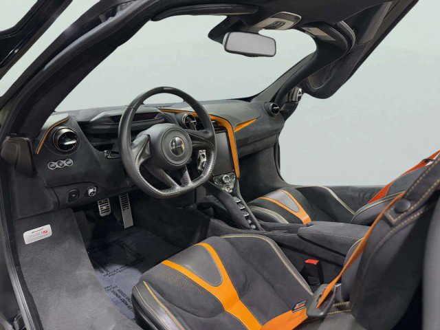 Used 2018 McLaren 720S Performance image 40