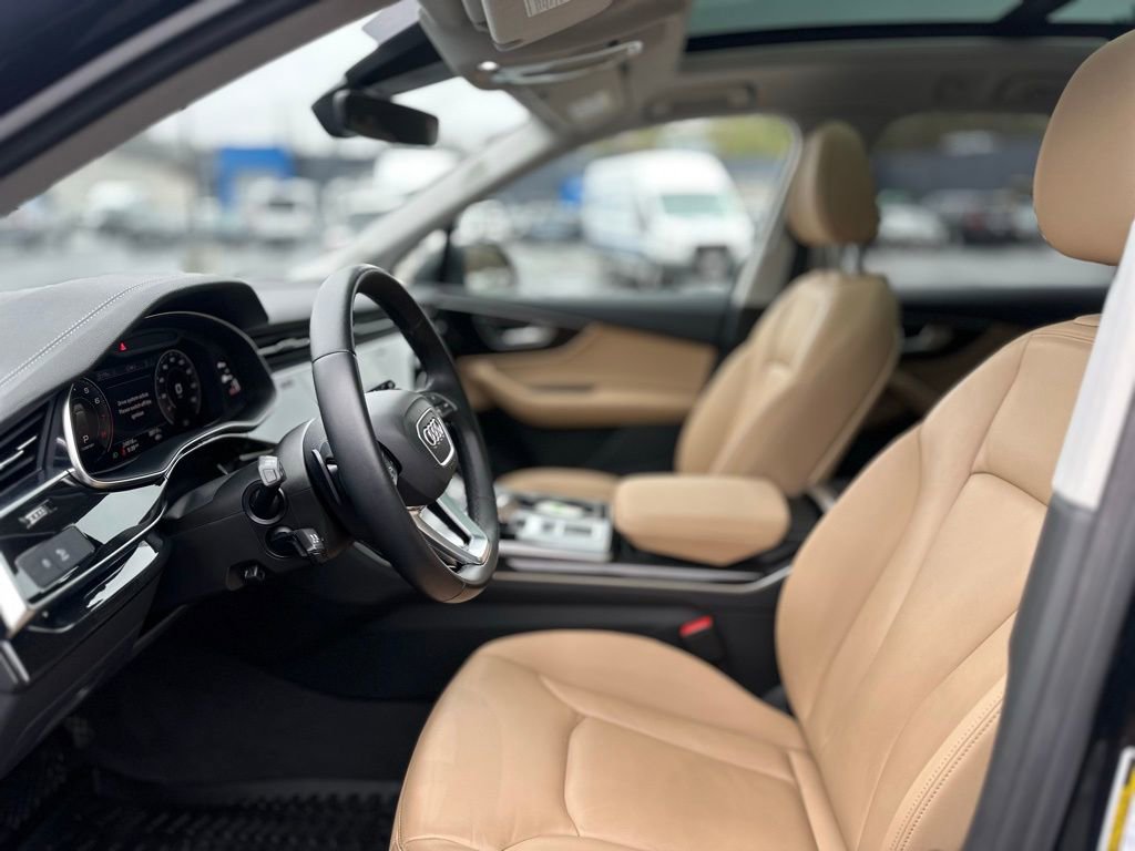 Used 2023 Audi Q7 2.0T Premium Plus w/ Premium Plus Package image 13