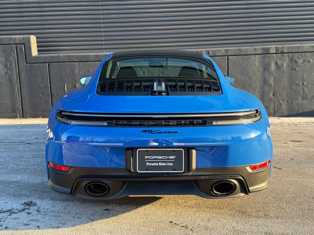 Certified 2025 Porsche 911 Carrera image 9