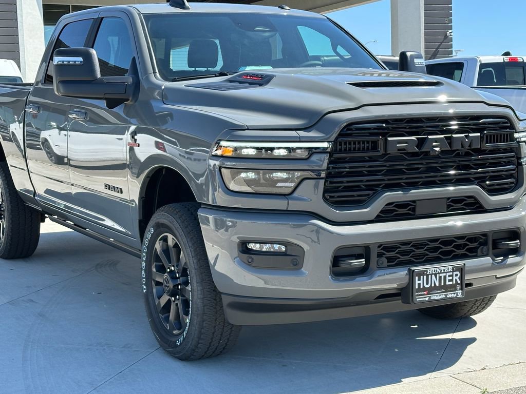 New 2026 RAM 2500 Laramie AWD/4WD image 11