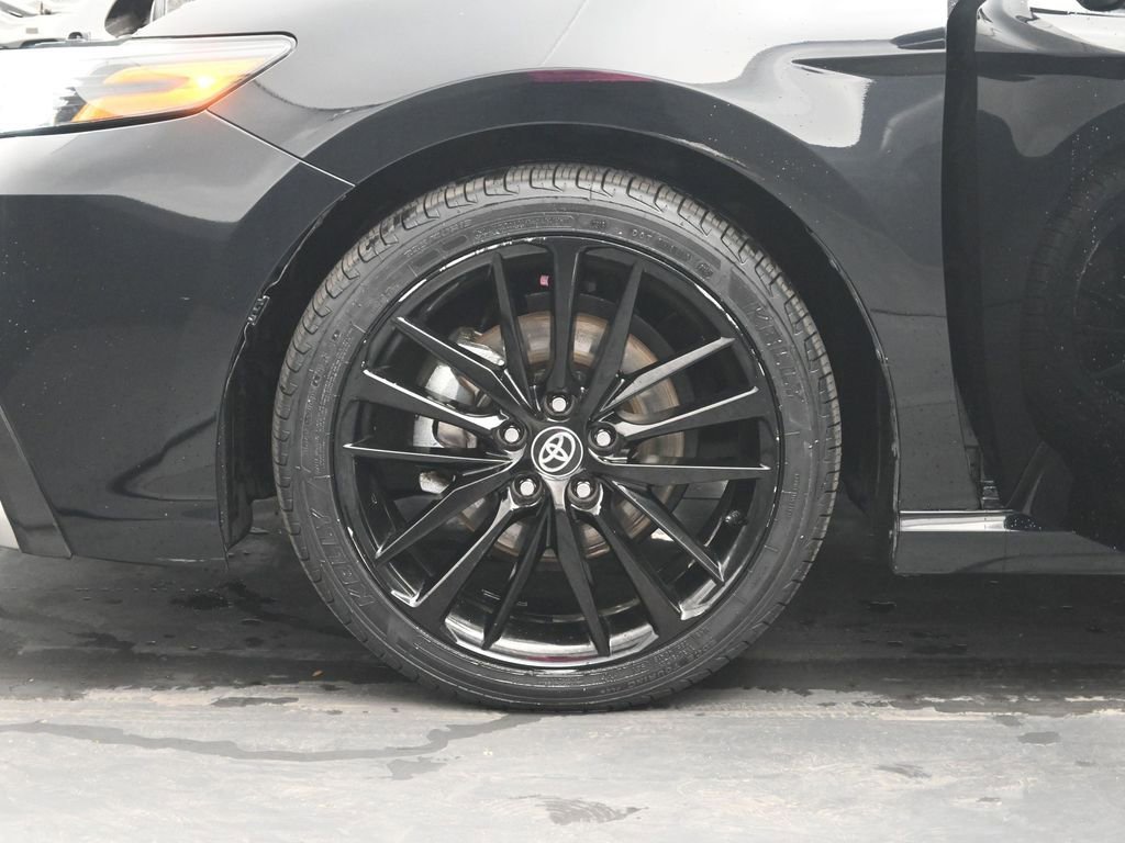 Used 2024 Toyota Camry XSE image 34