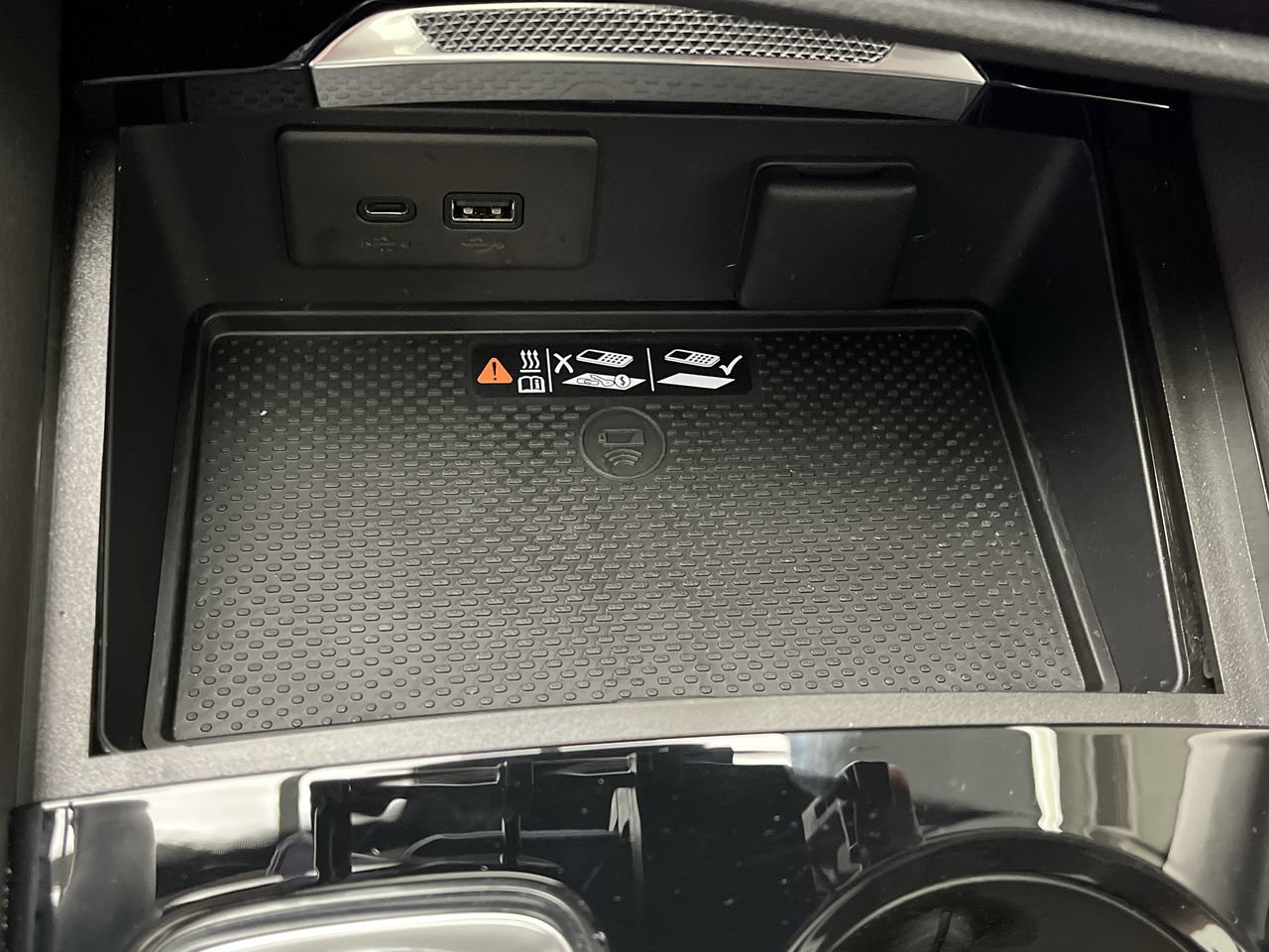 Used 2026 Buick Envision Sport Touring AWD/4WD image 25