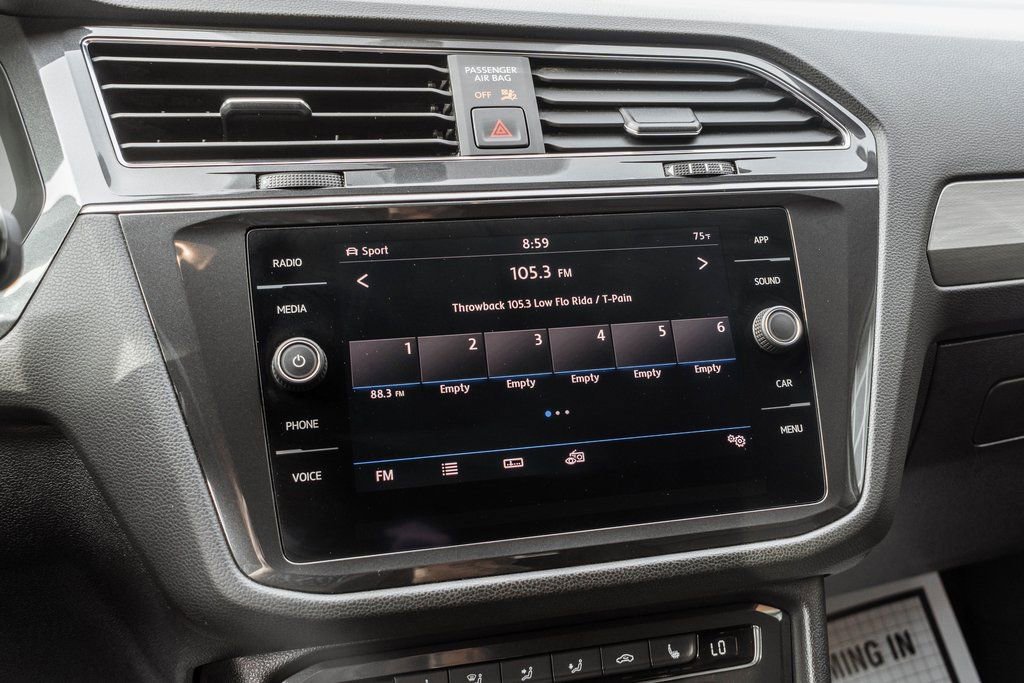 Used 2019 Volkswagen Tiguan SE image 15