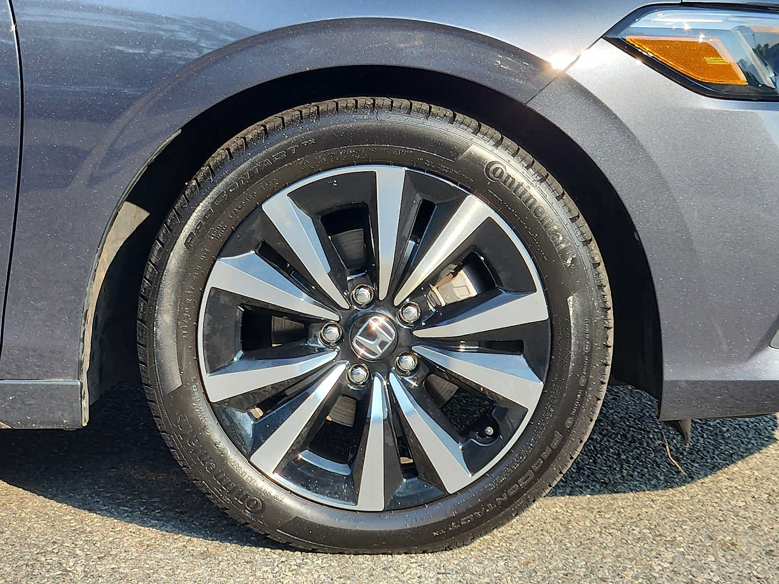 Certified 2024 Honda Civic EX-L image 8