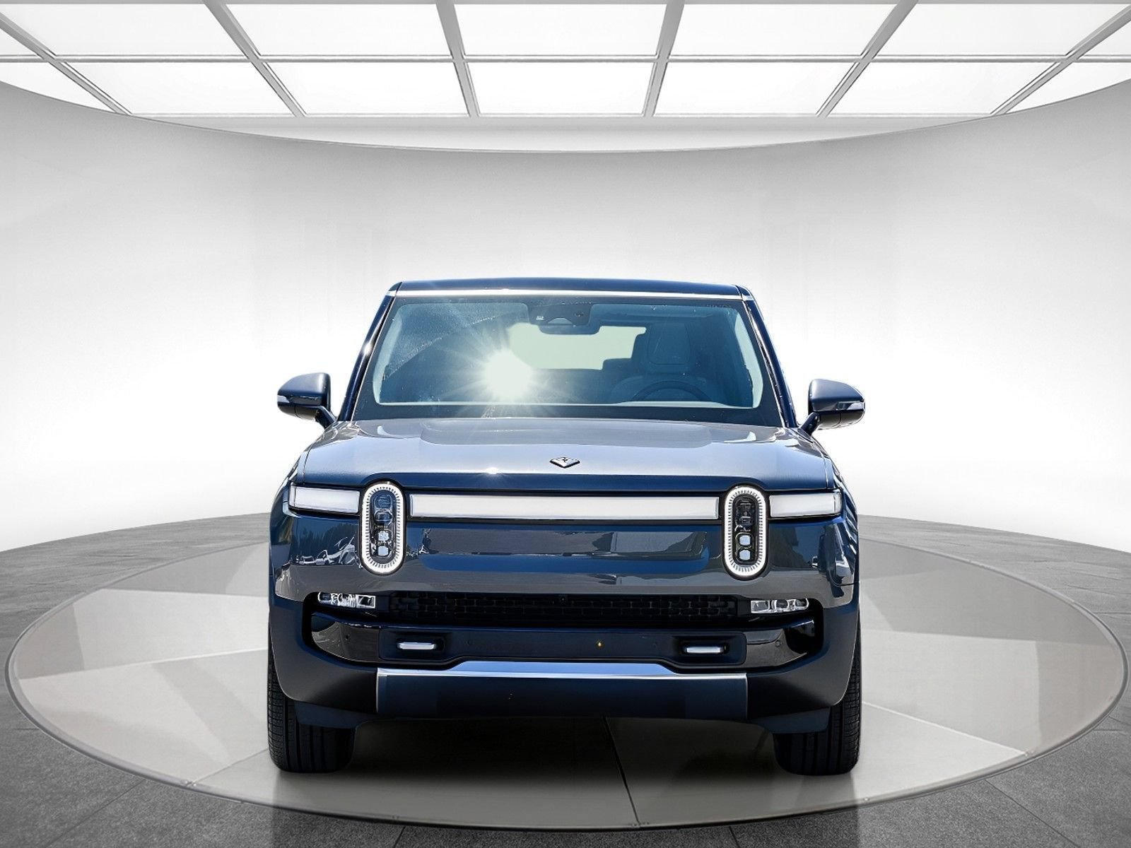 Used 2023 Rivian R1S Adventure AWD/4WD image 7