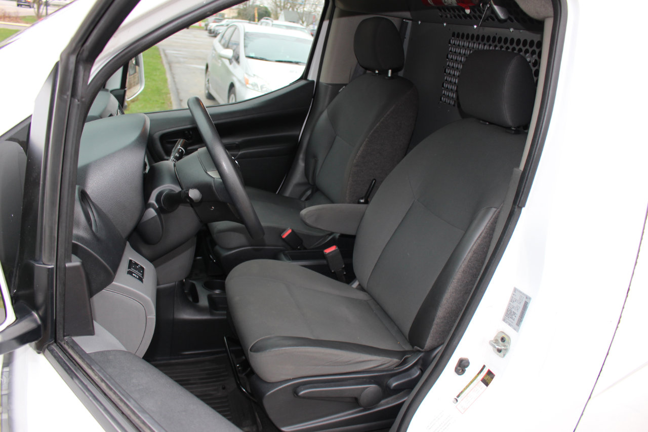 Used 2018 Nissan NV200 SV image 15