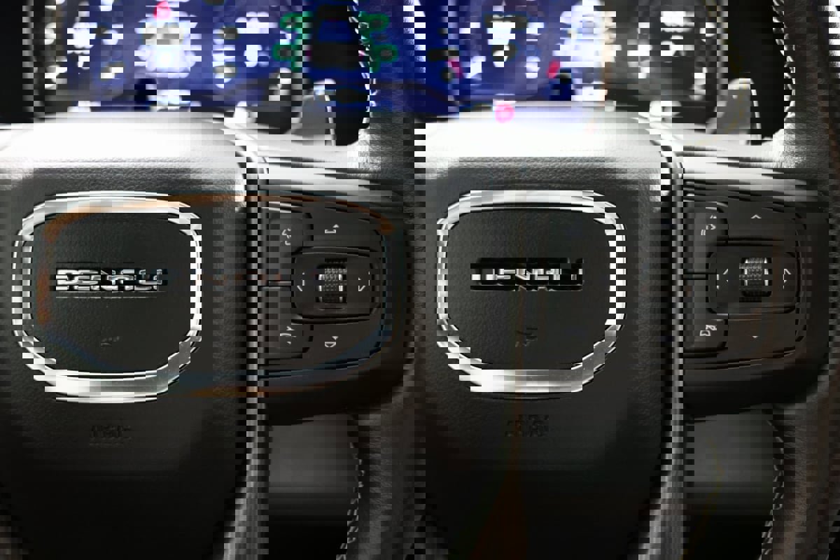 Used 2024 GMC Sierra 1500 Denali Ultimate image 29