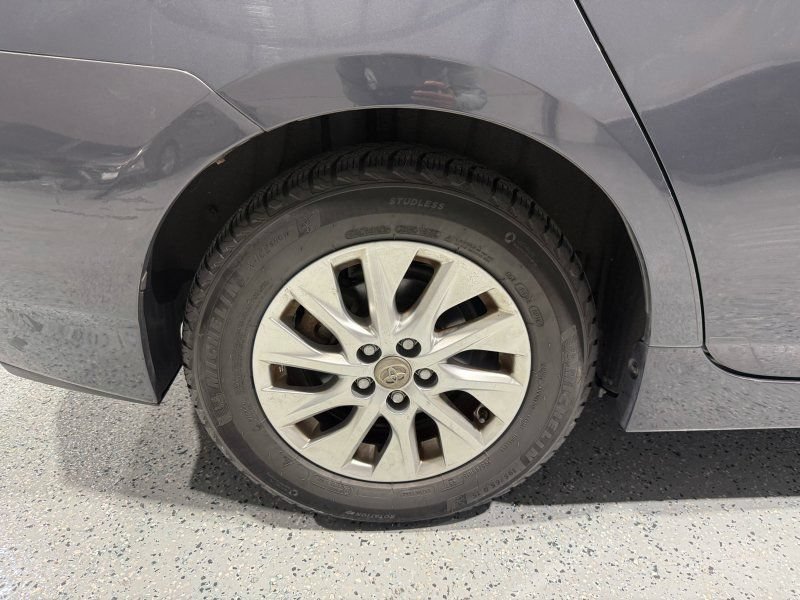 Used 2014 Toyota Prius Prime Plug-In Hybrid FWD image 13