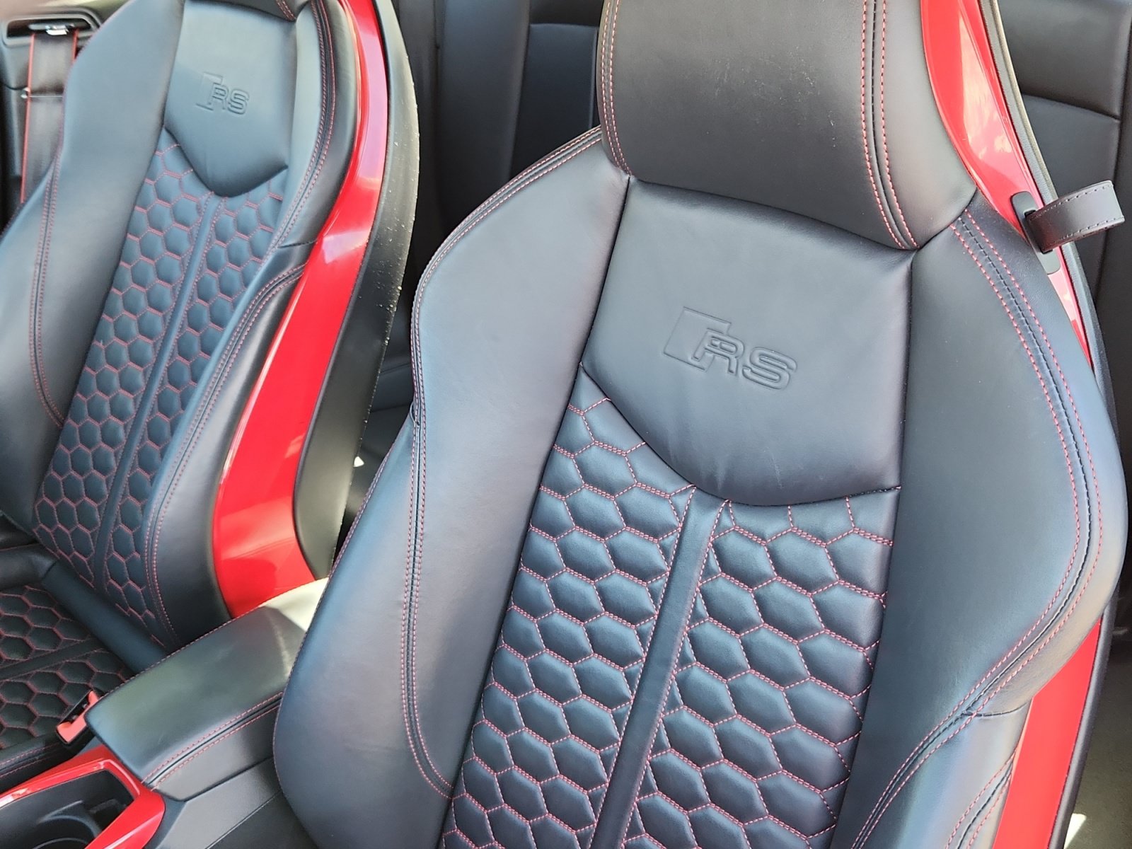 Used 2019 Audi TT RS AWD/4WD image 31