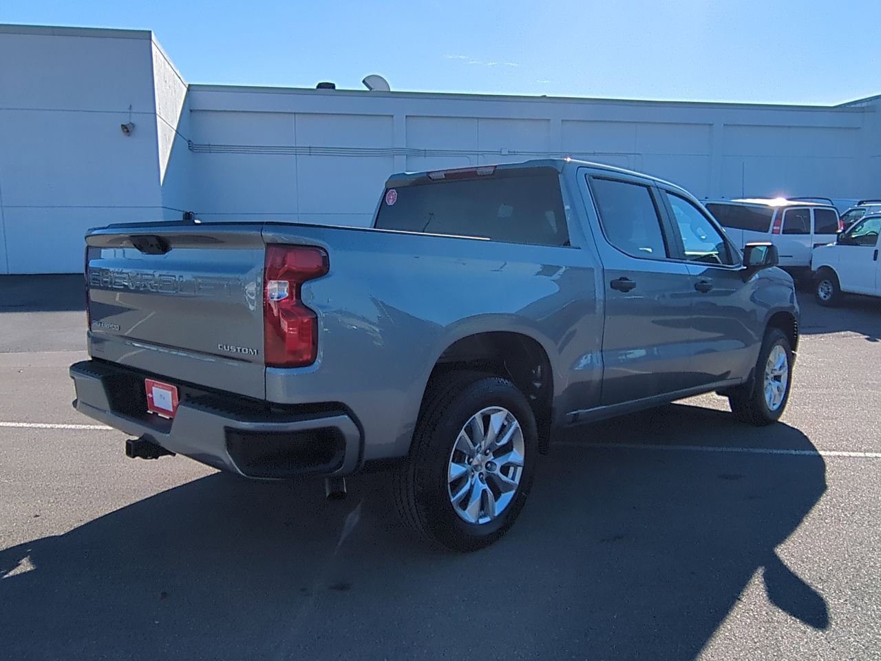 Used 2026 Chevrolet Silverado 1500 Custom image 8