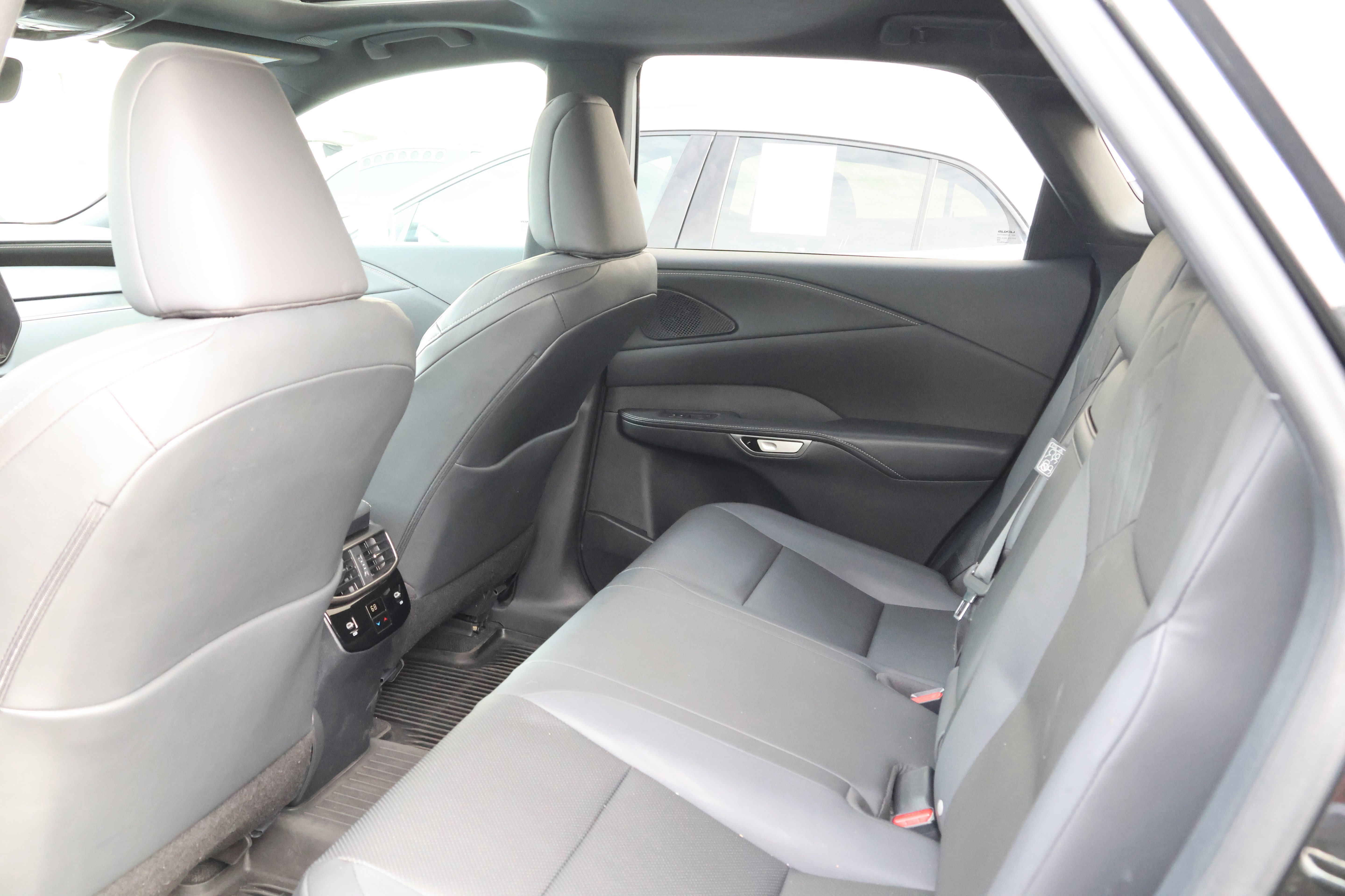 Certified 2023 Lexus RX 350 Premium image 35