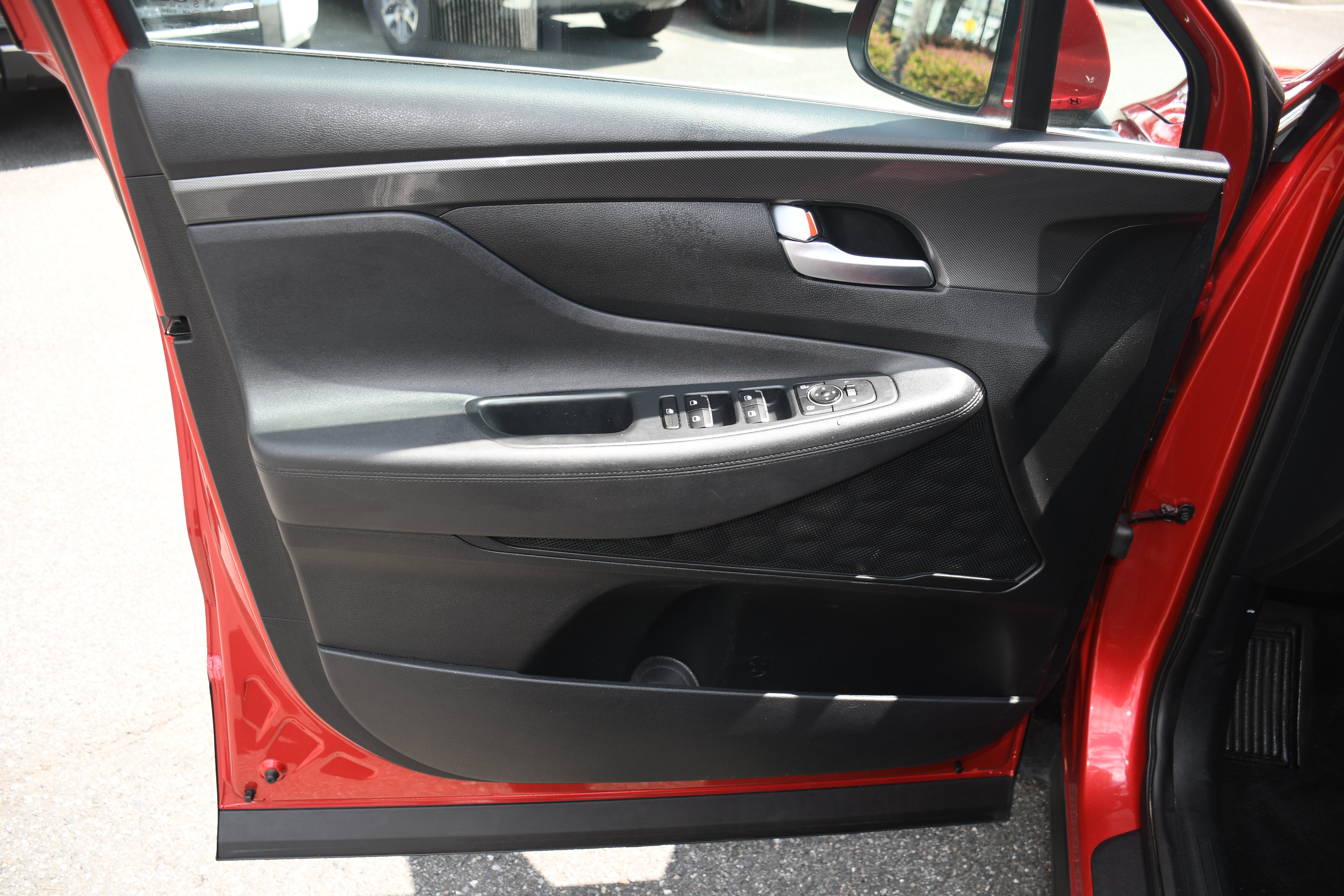 Used 2021 Hyundai Santa Fe SE FWD image 9