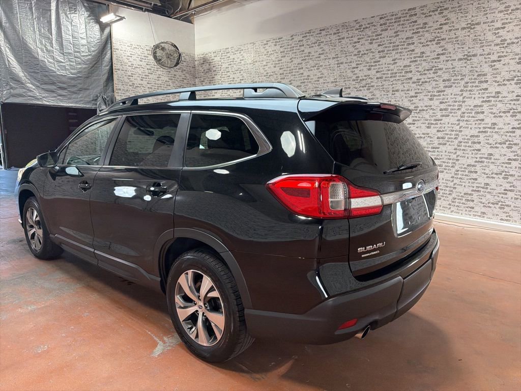Used 2022 Subaru Ascent Premium AWD/4WD image 5