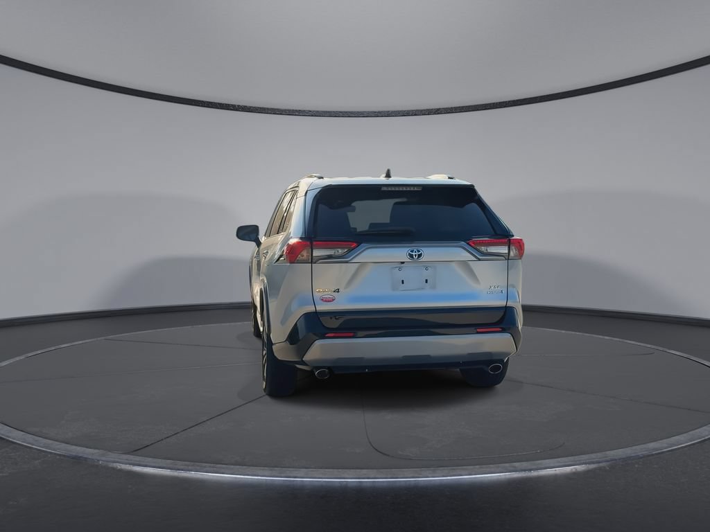 Used 2023 Toyota RAV4 XSE AWD/4WD image 7
