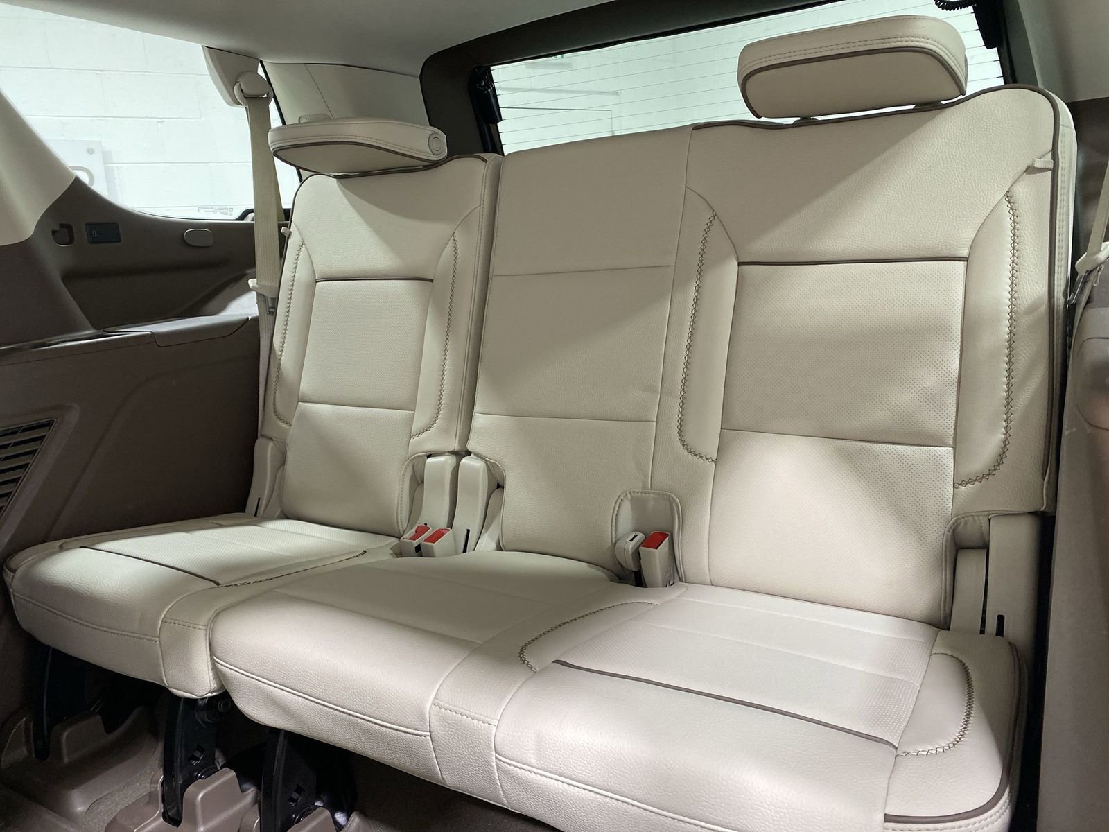 Used 2023 GMC Yukon Denali w/ LPO, Floor Liner Package image 24