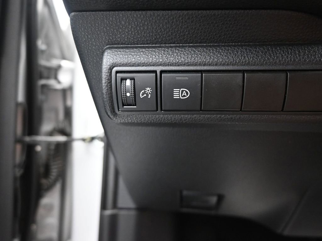 Used 2022 Toyota Corolla SE image 31