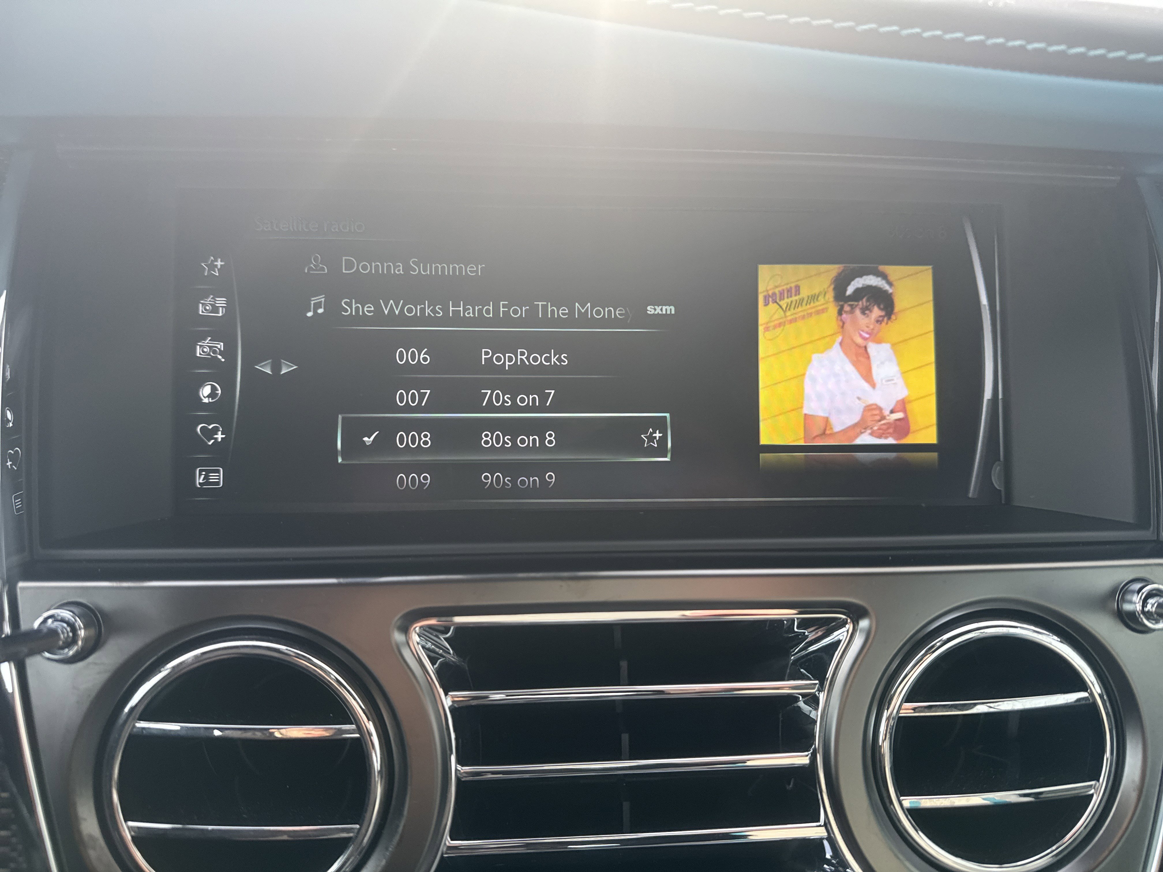 Used 2020 Rolls-Royce Wraith image 24