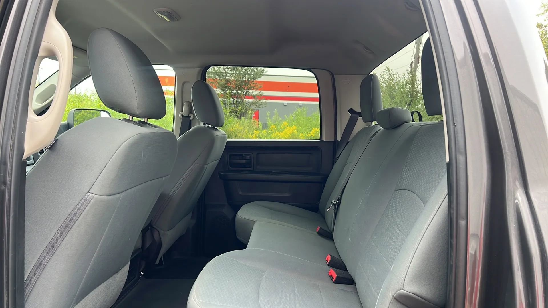 Used 2017 RAM 2500 Tradesman w/ Chrome Appearance Group image 14