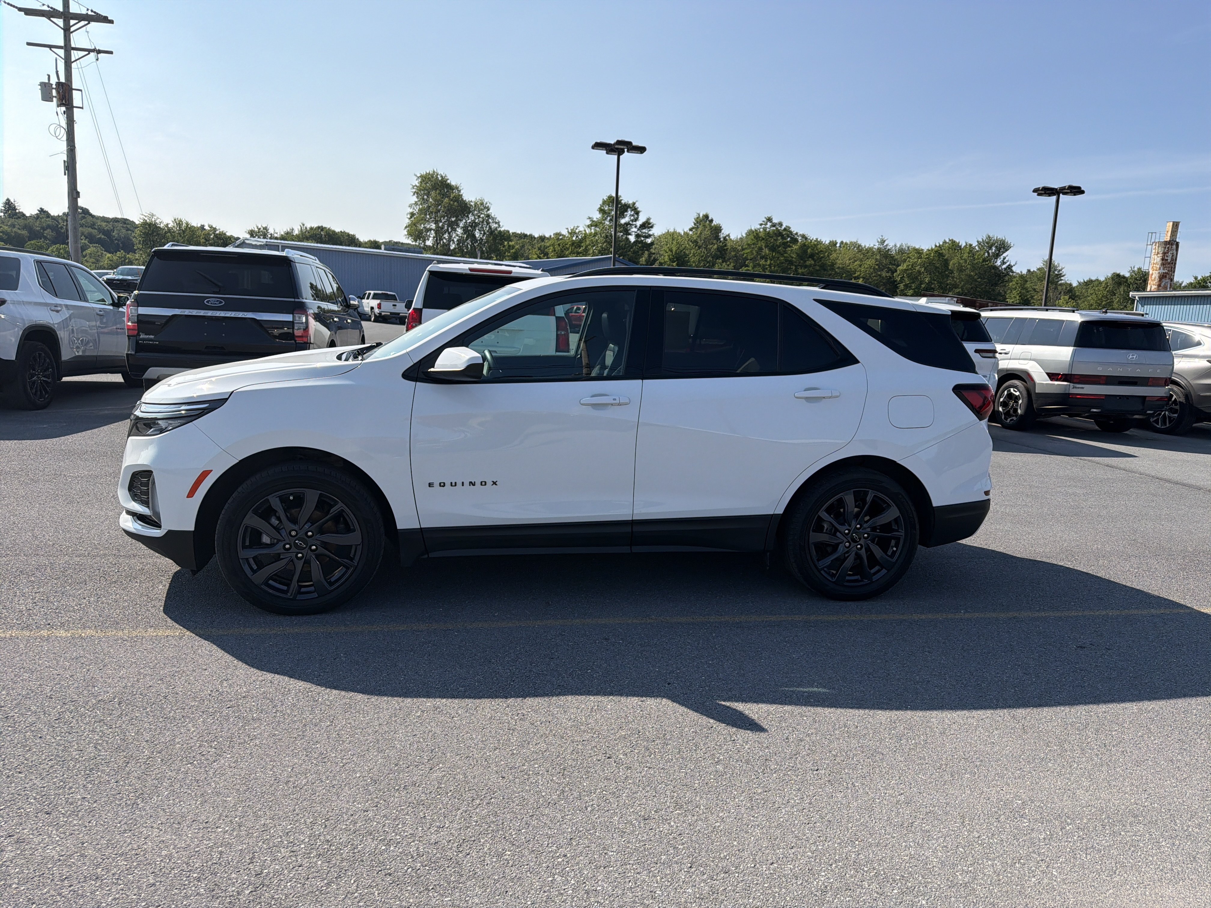Used 2024 Chevrolet Equinox RS w/ LPO, Floor Liner Package AWD/4WD image 13