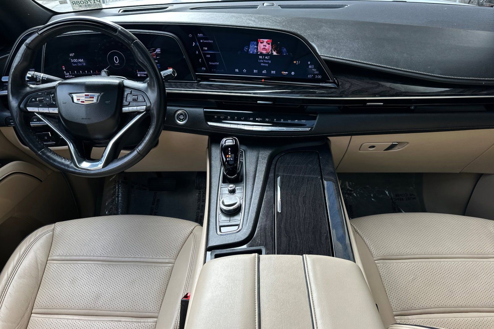 Certified 2023 Cadillac Escalade Premium Luxury w/ Performance Package image 16