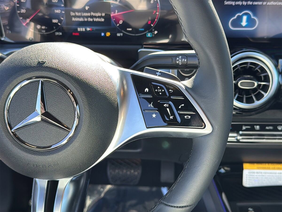 New 2026 Mercedes-Benz GLB 250 image 16