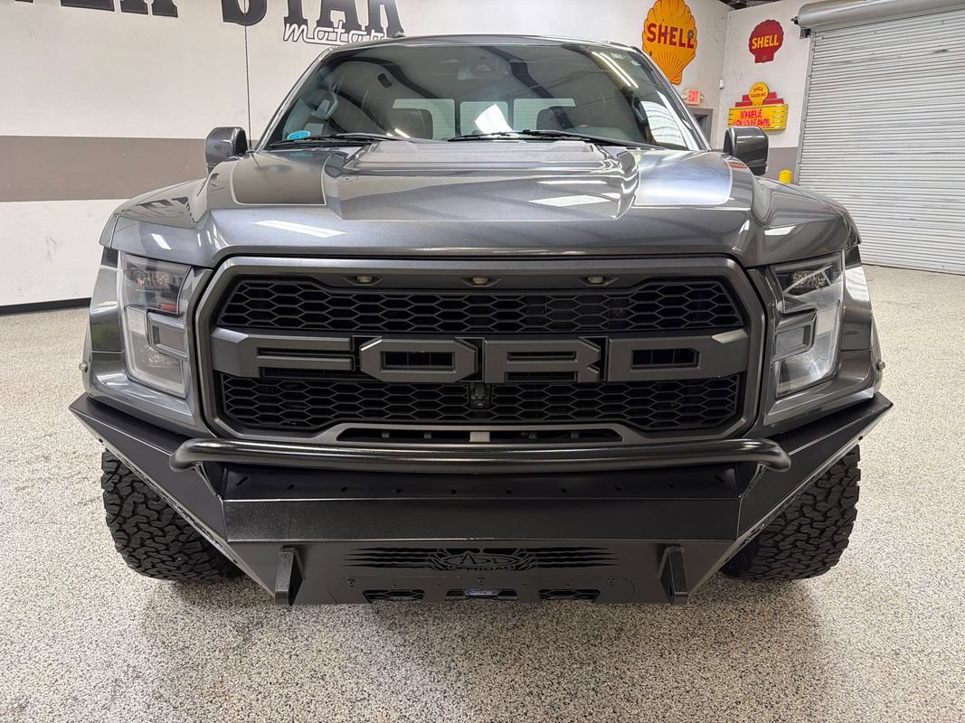 Used 2018 Ford F150 Raptor w/ Equipment Group 802A Luxury AWD/4WD image 11