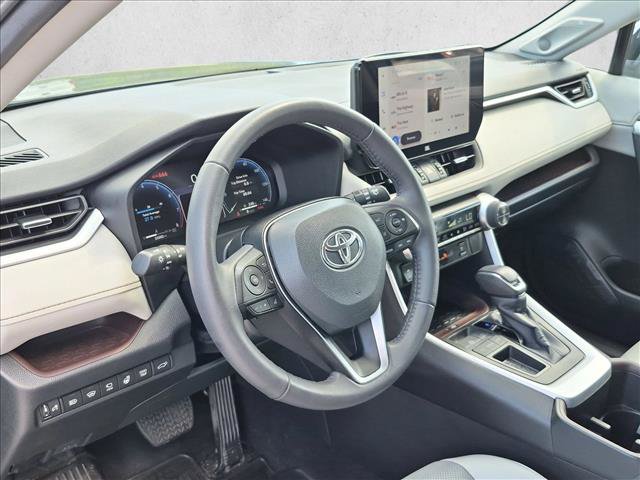 Used 2023 Toyota RAV4 Limited FWD image 10