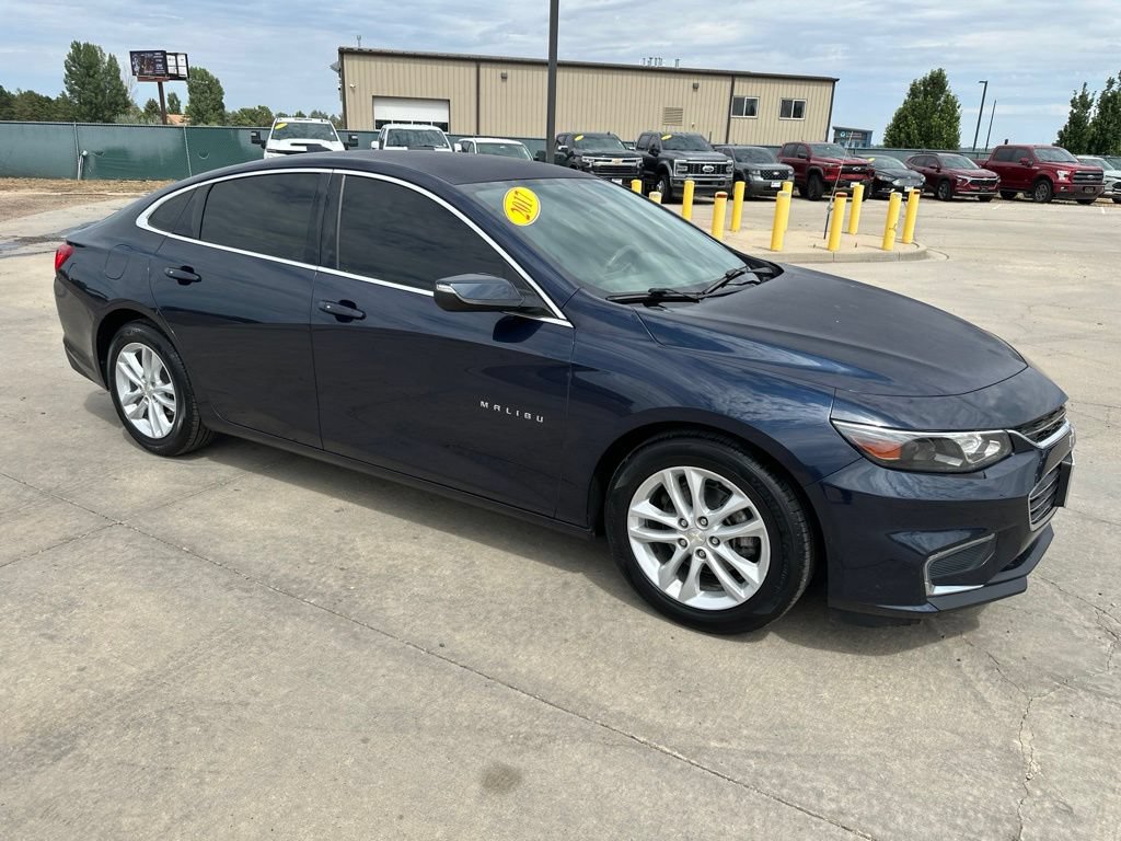 Certified 2017 Chevrolet Malibu LT w/ Leather Package FWD image 32