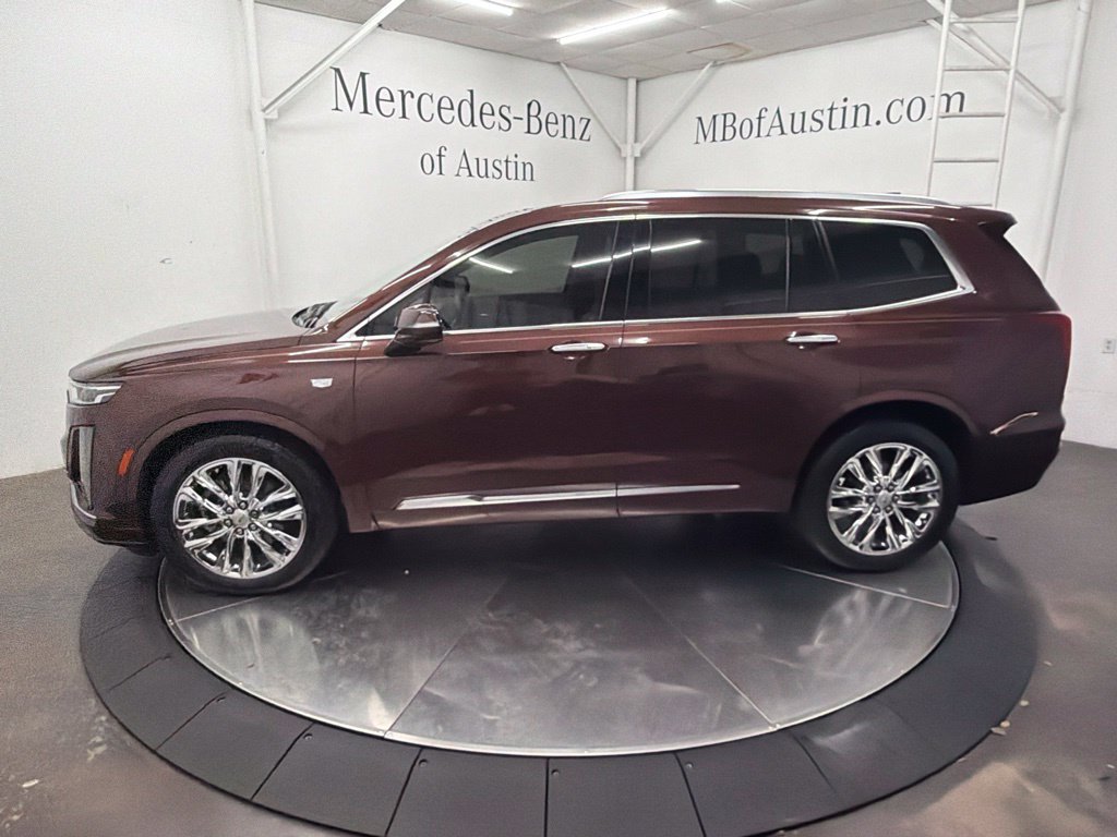 Used 2022 Cadillac XT6 Premium Luxury w/ Platinum Package FWD image 4