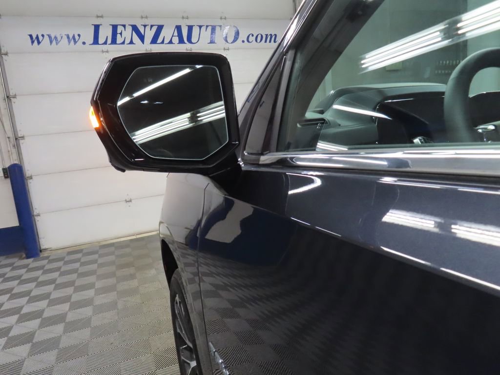 Used 2025 Chevrolet Tahoe High Country AWD/4WD image 78