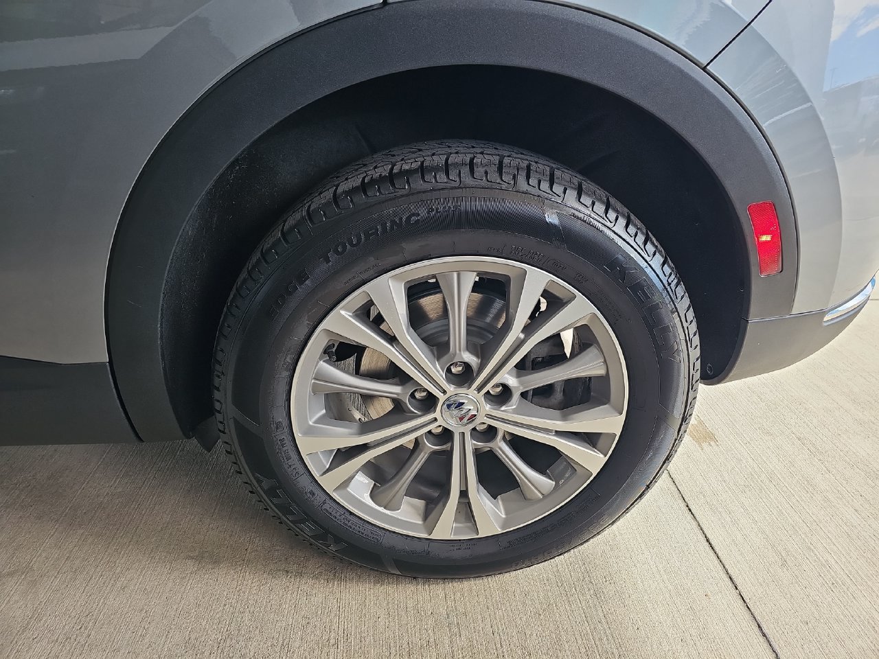 Used 2023 Buick Envision Preferred AWD/4WD image 38
