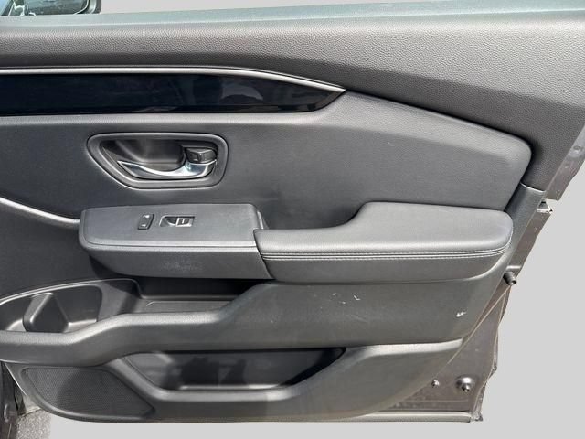 Certified 2023 Honda Pilot Touring image 21