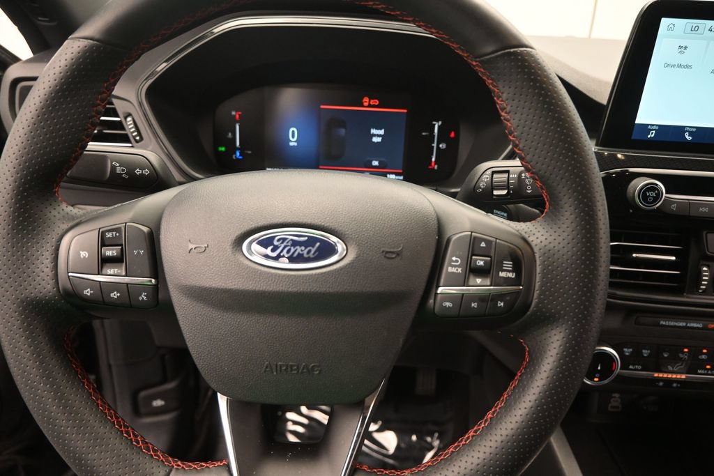 Used 2025 Ford Escape ST-Line AWD/4WD image 19