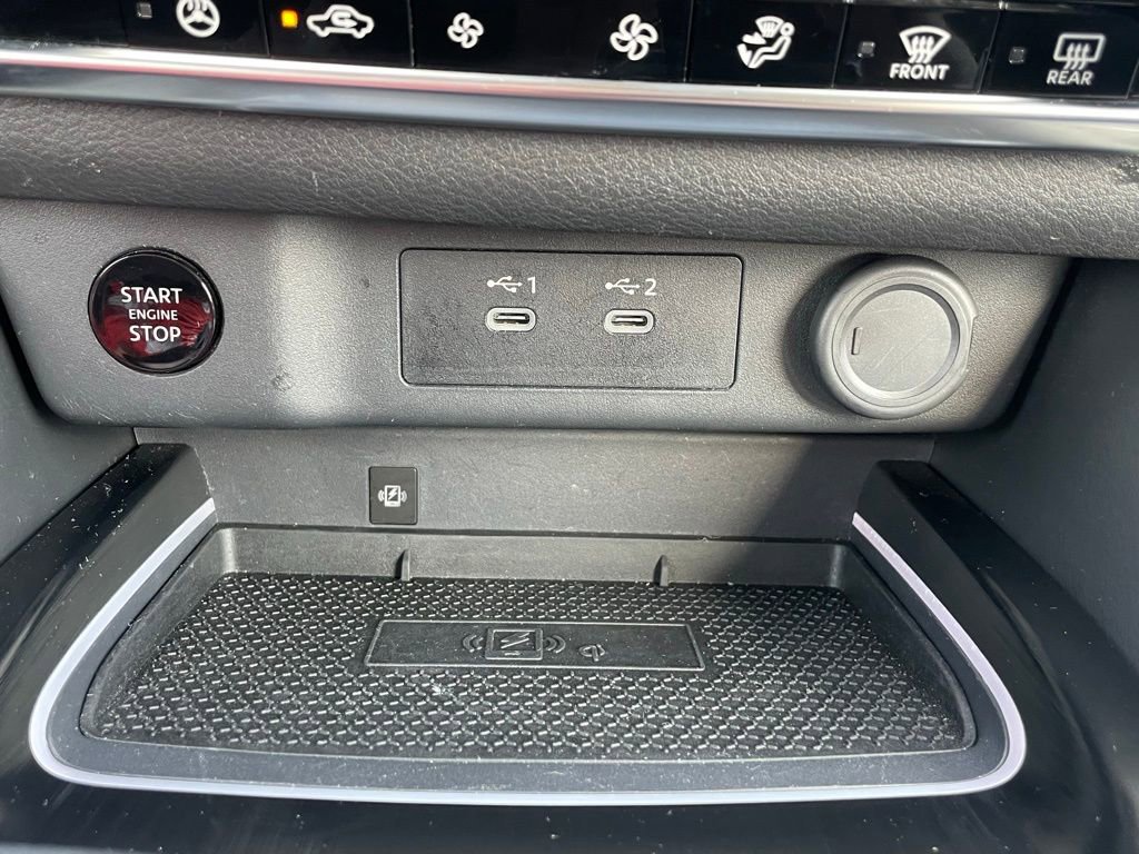 Used 2024 Nissan Rogue SL image 35