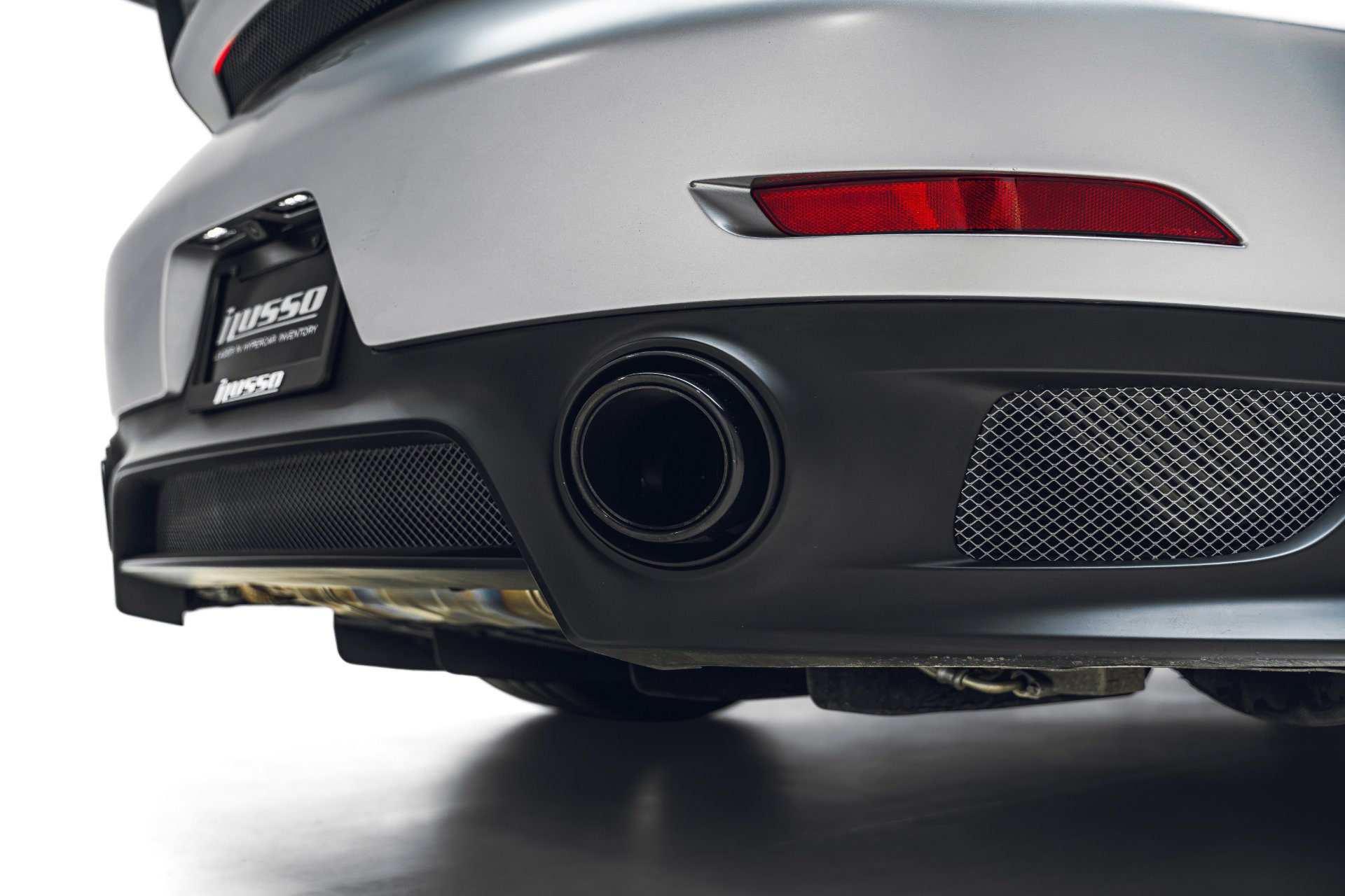 Used 2018 Porsche 911 GT2 RS RWD image 25