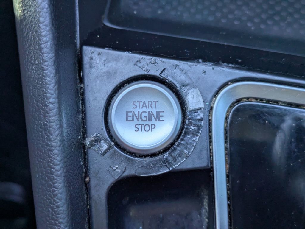 Used 2019 Volkswagen Jetta SE image 34