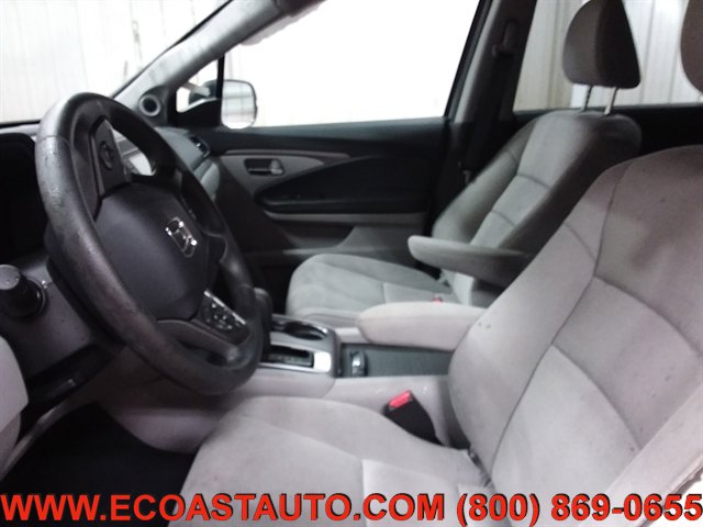 Used 2020 Honda Pilot LX image 10