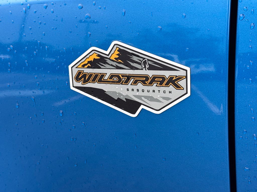 Used 2024 Ford Bronco Wildtrak AWD/4WD image 3