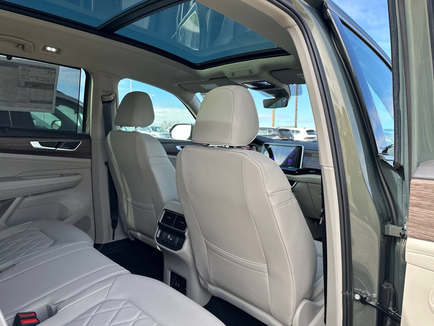 New 2026 Volkswagen Atlas SEL Premium R-Line AWD/4WD image 37