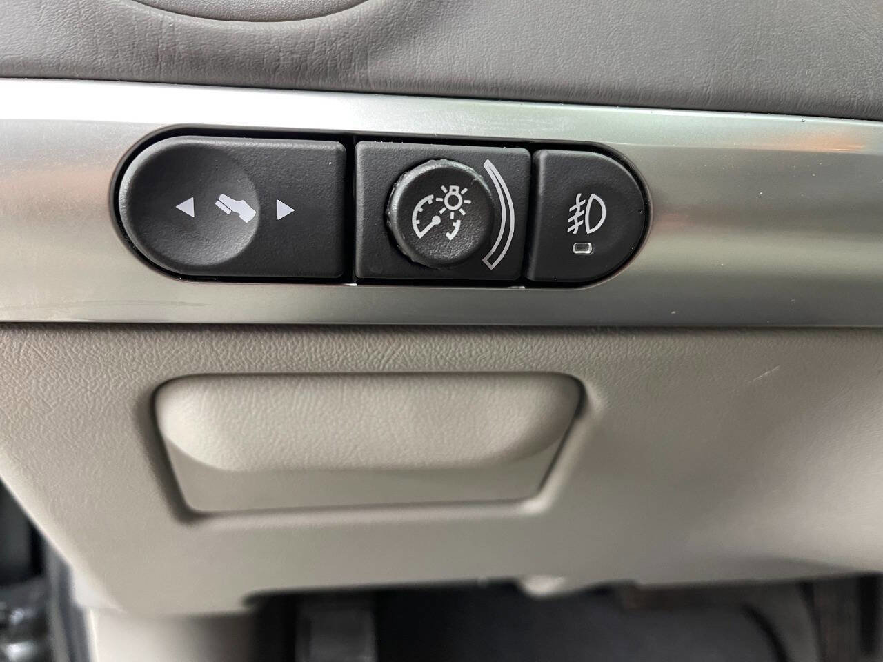 Used 2005 Chevrolet Malibu LT w/ Preferred Equipment Group image 17