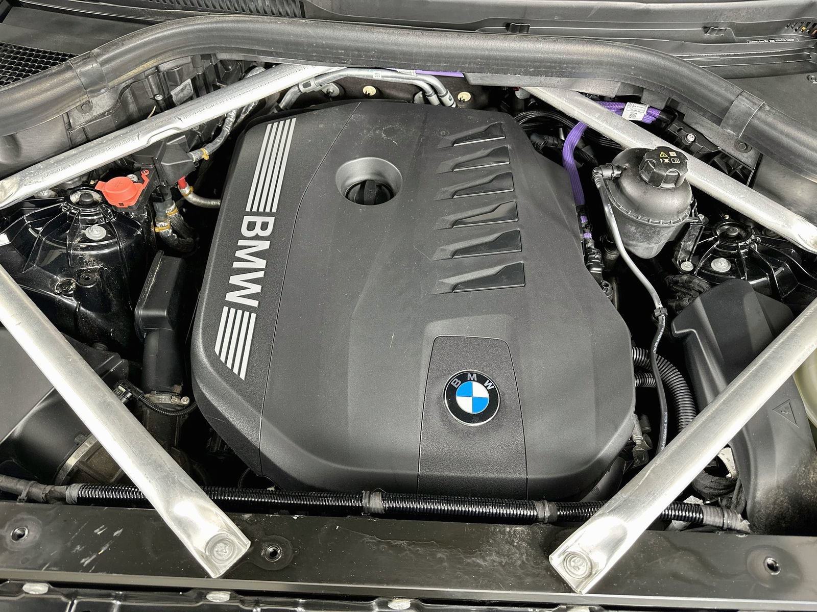 Used 2025 BMW X5 xDrive40i AWD/4WD image 13
