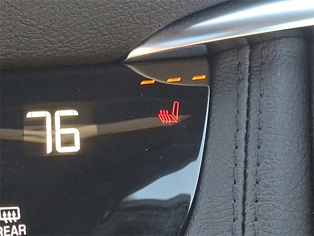 Used 2025 Cadillac XT5 Premium Luxury image 28