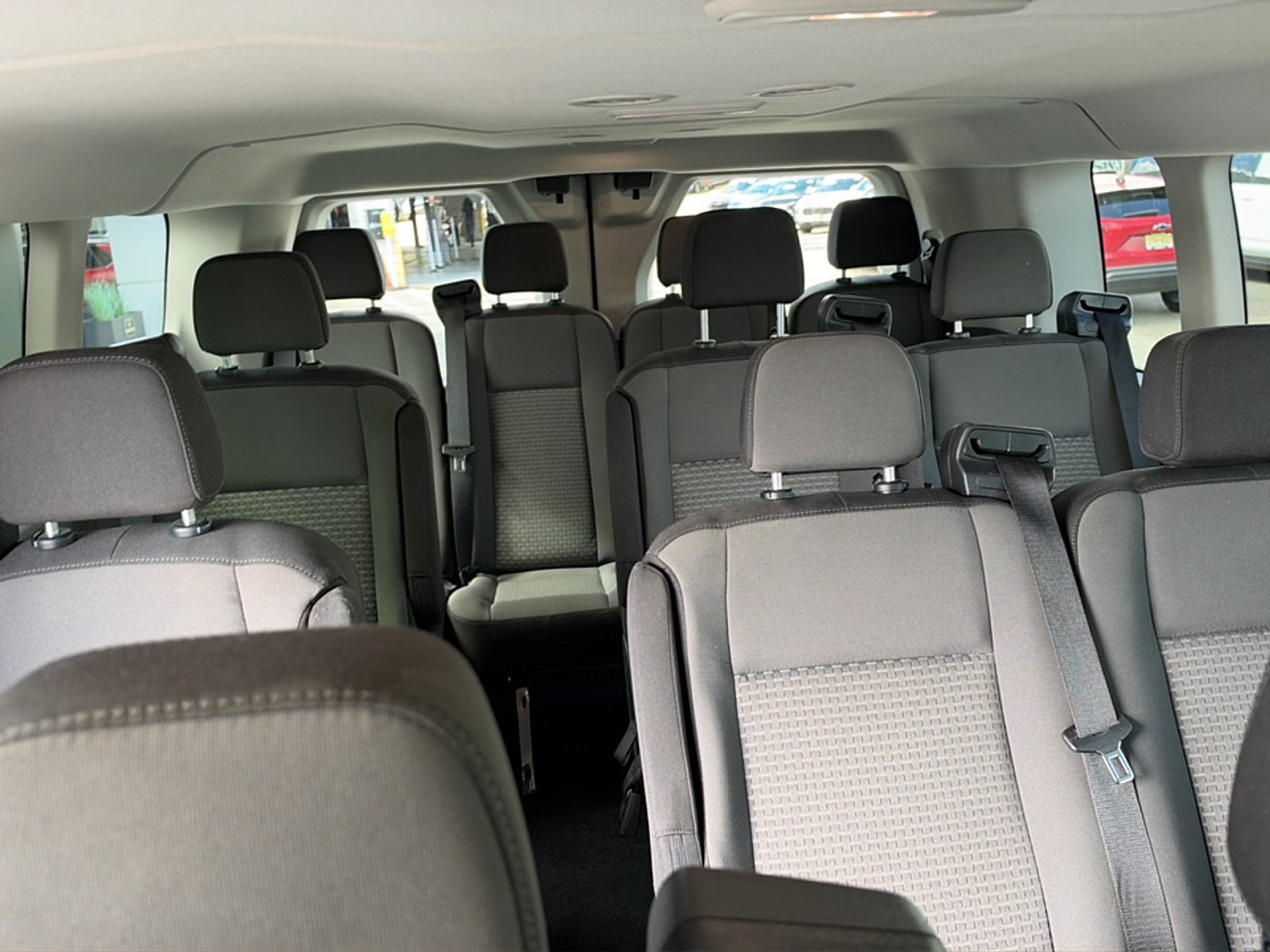 Used 2025 Ford Transit 350 XLT RWD image 23