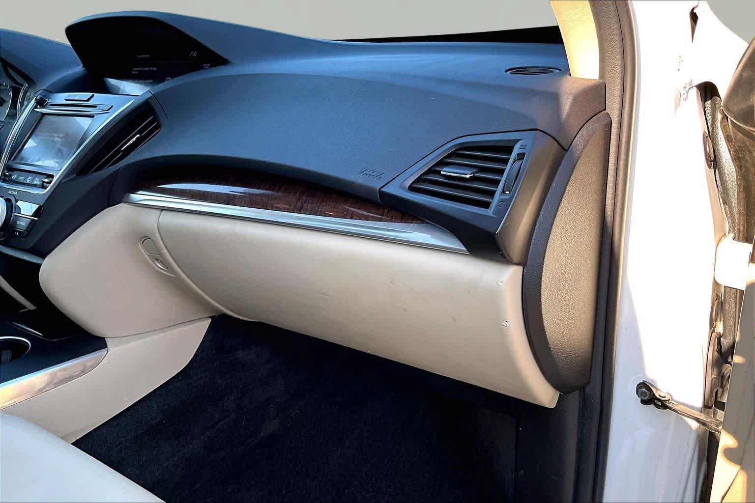 Used 2018 Acura MDX SH-AWD image 19